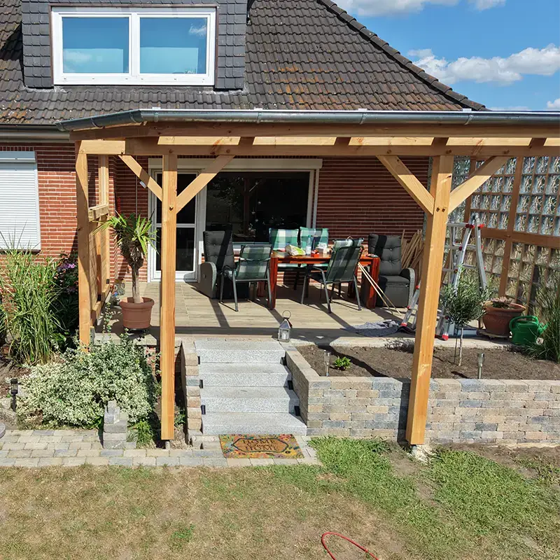 Terrassenüberdachung aus Holz von Holzwerte Lüneburg in Wittorf
